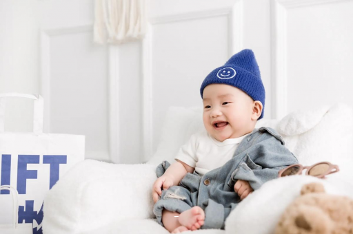 泰州4个月宝宝干呕 泰州4个月宝宝干呕